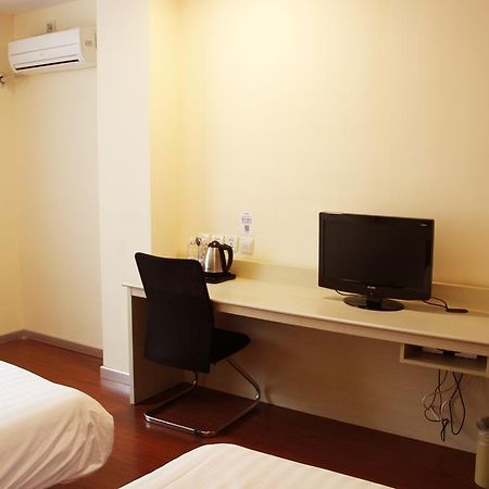 Hanting Hotel Changchun Qimao City 객실 사진