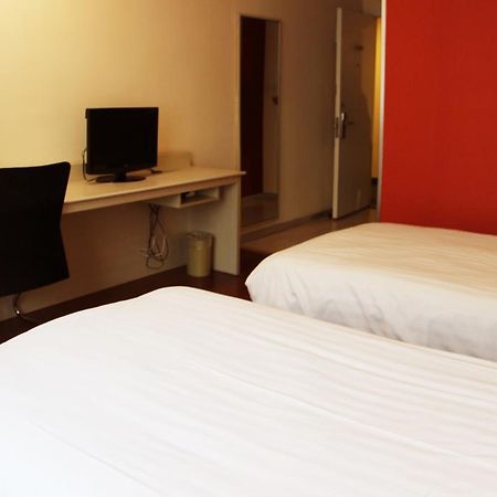 Hanting Hotel Changchun Qimao City 객실 사진